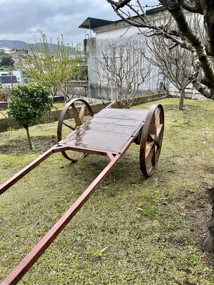 Carro de Bois COMO NOVO