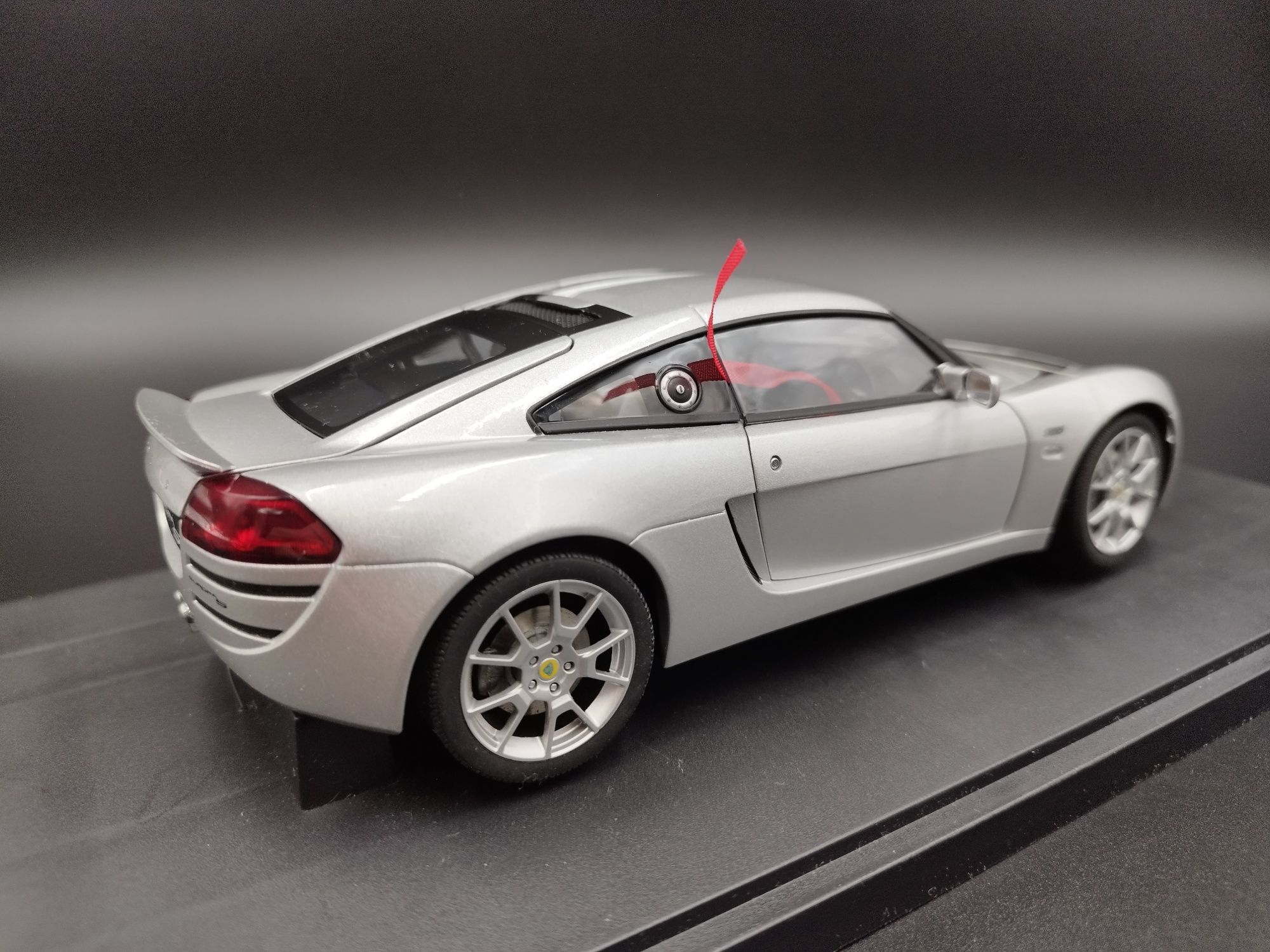 1:18 AUTOart Lotus Europa S model nowy