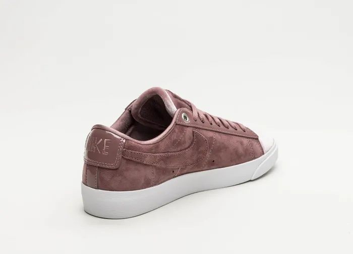 NIKE BLAZER LOW LX  - zamsz z satyną  - zjawiskowe - 37,5