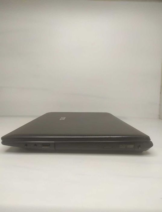 Asus K55DR  4Gb/HDD 220 Gb/2Gb