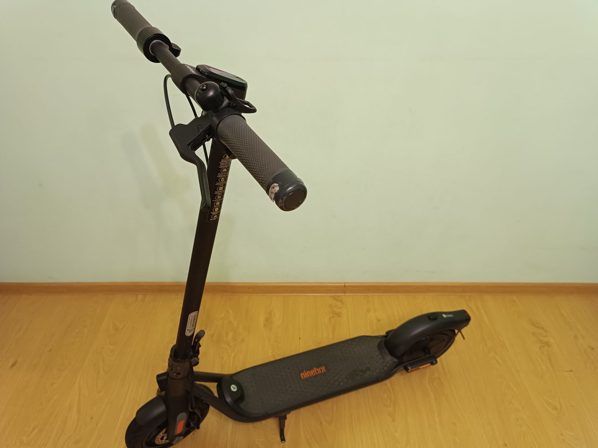 Электросамокат Ninebot F2 E