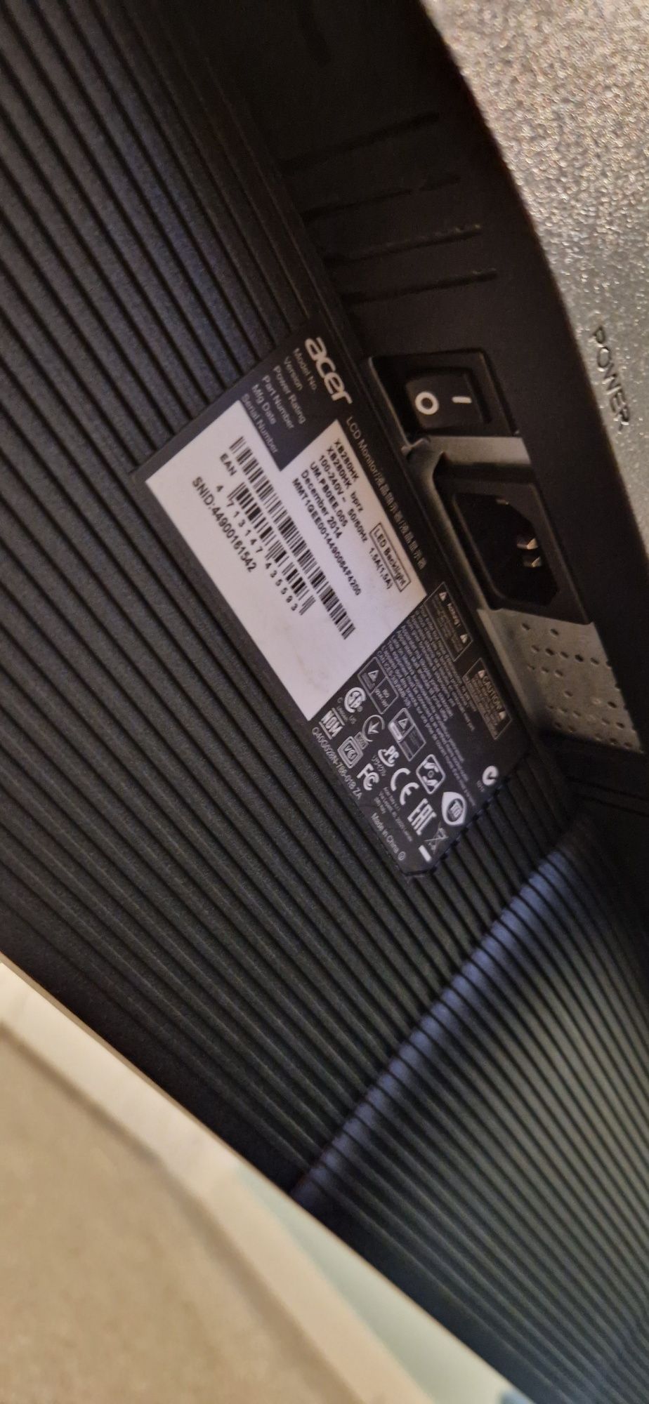 Monitor acer XB2 80HK
