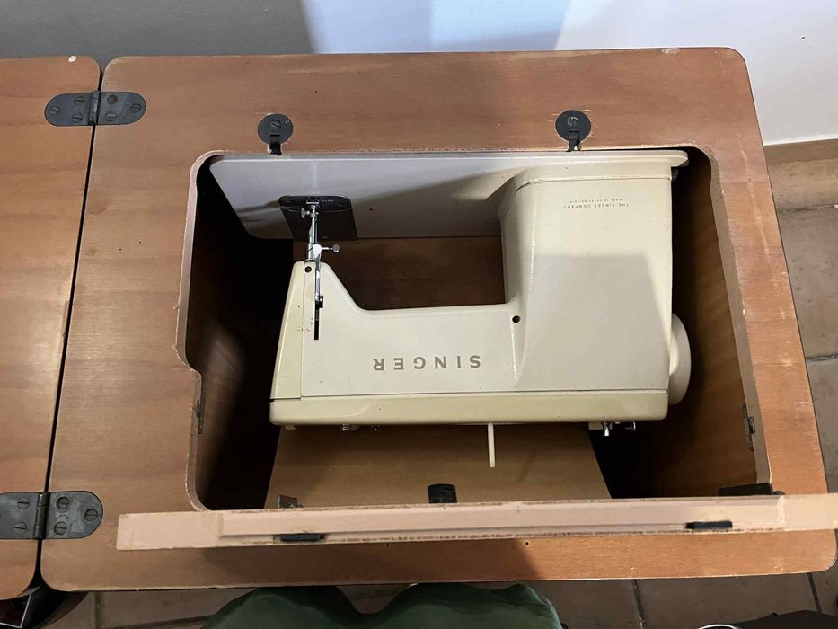 Maquina costura singer