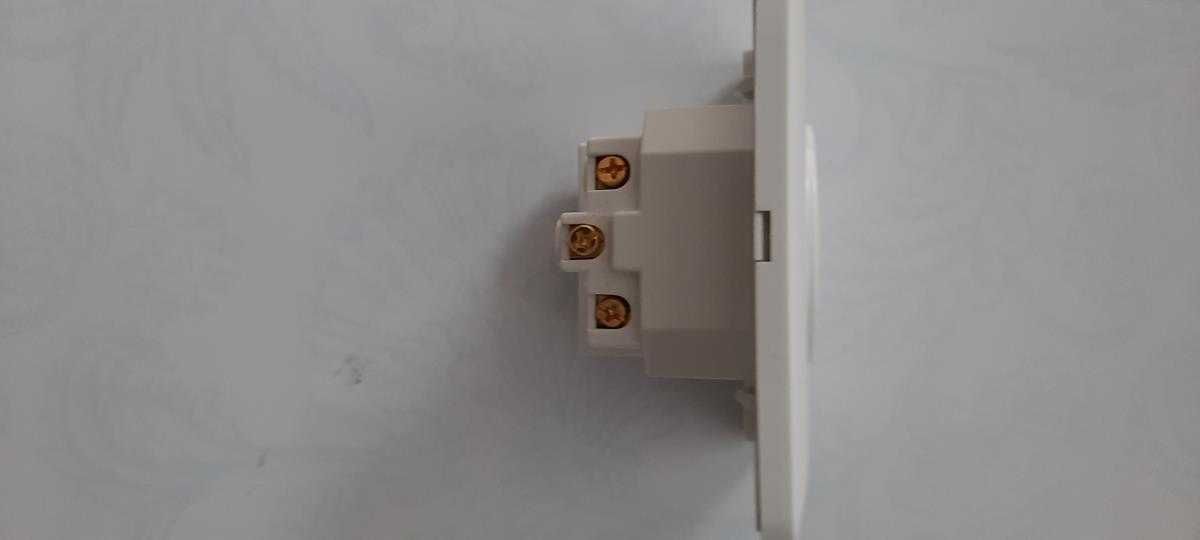 gniazdko elektryczne z usb