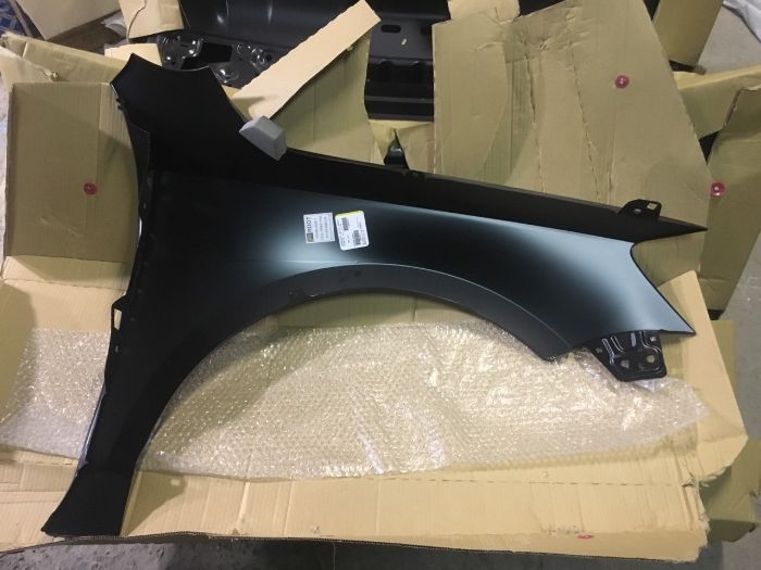 Крыло на Volkswagen ( фольксваген ) Jetta 5C6821105A ( 5C6821106A )