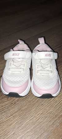 Кросівки Nike 19 розмір