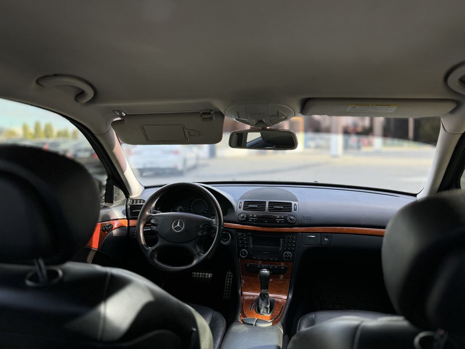 Мерседес 211 3.0 газ/бенз