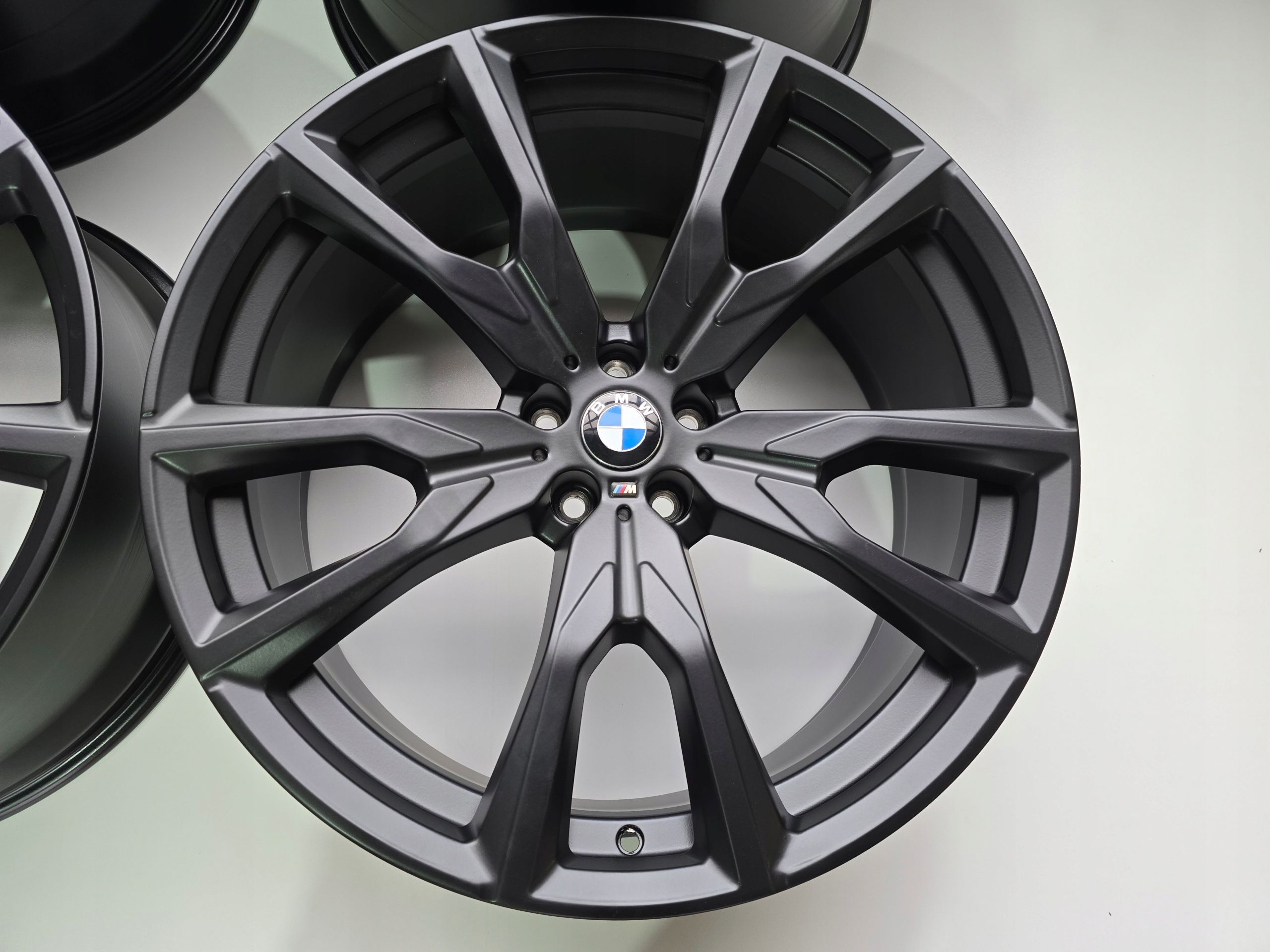 BMW X7 G07 X5 G05 X6 G06 5x112 22'' IS32 IS43 jak Nowe