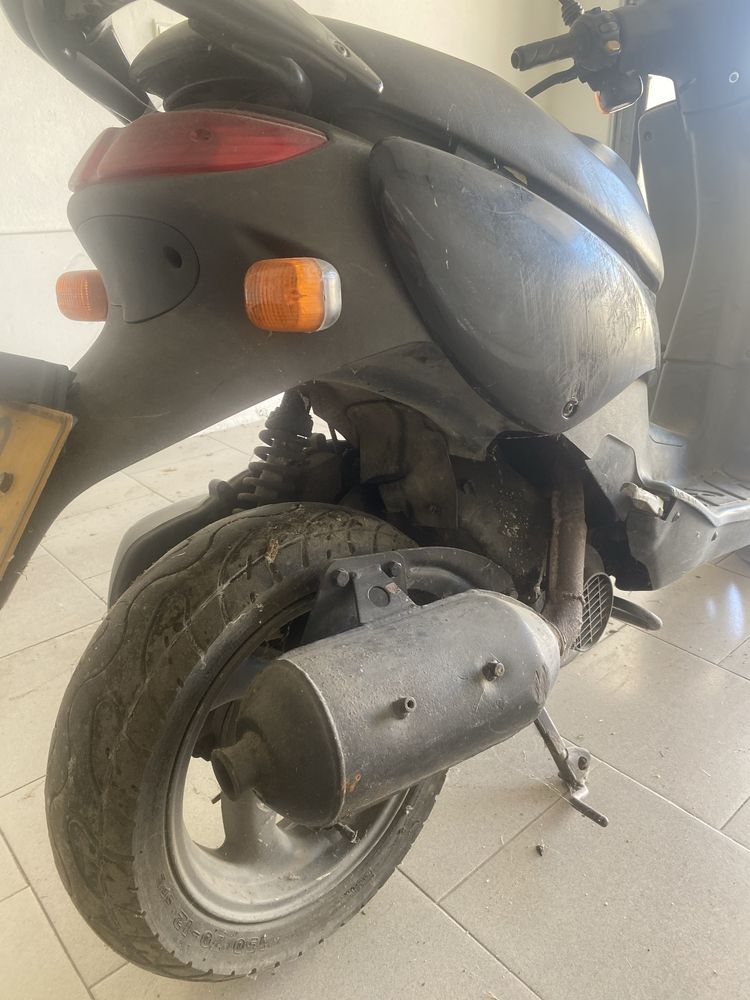 Mota para peças