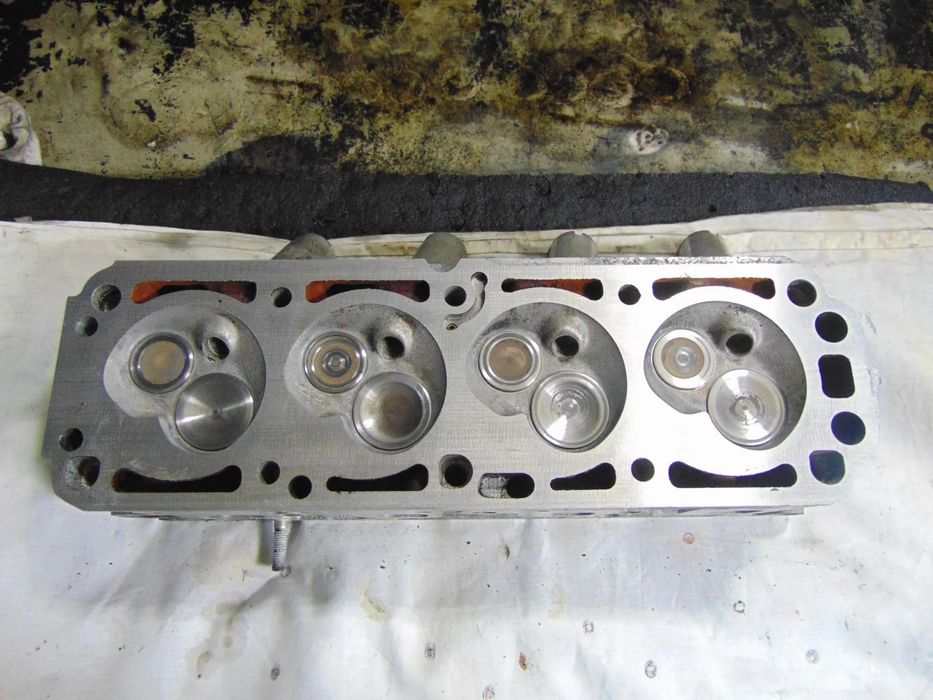 głowica daewoo lanos 1,6 8v kwadratowe dziury po regeneracji