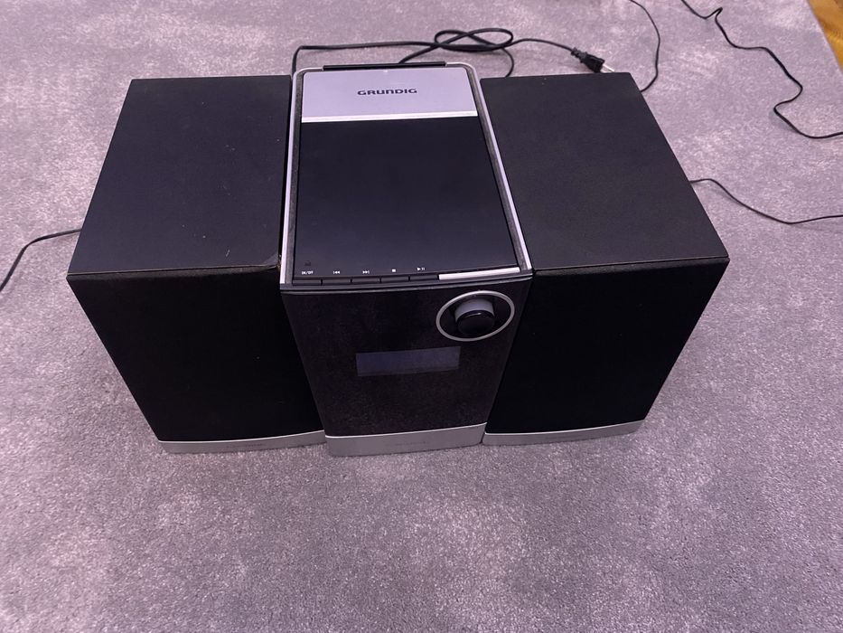 Wieża muzyczna Grundig