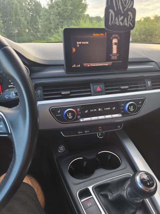 Sprzedam Audi A4 B9 2.0 TDI kombi nieuszkodzony, bardzo mały przebieg