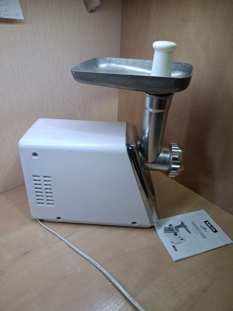 М'ясорубка MIRTA MGR 12