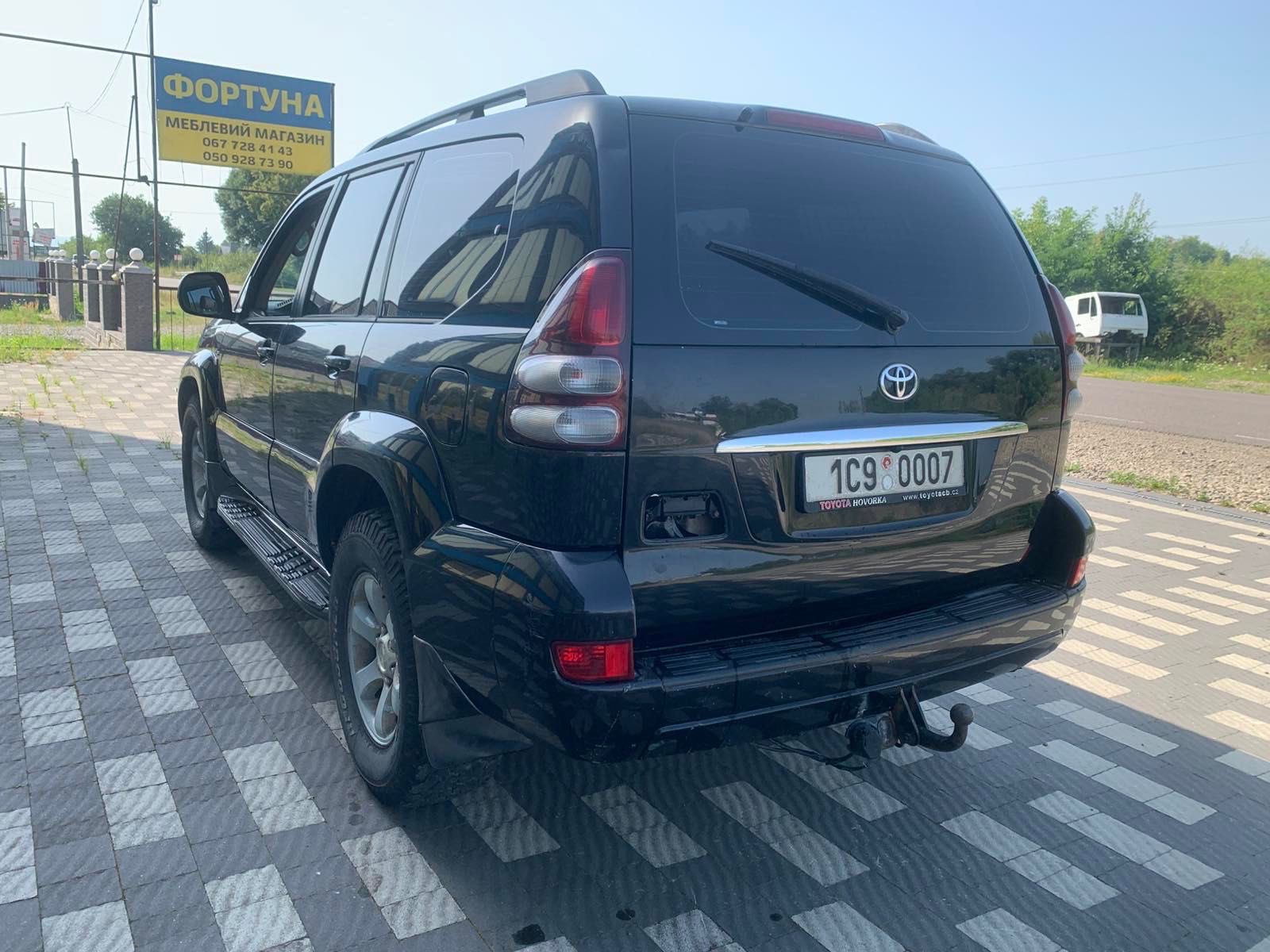 Tojota land kruiser 120