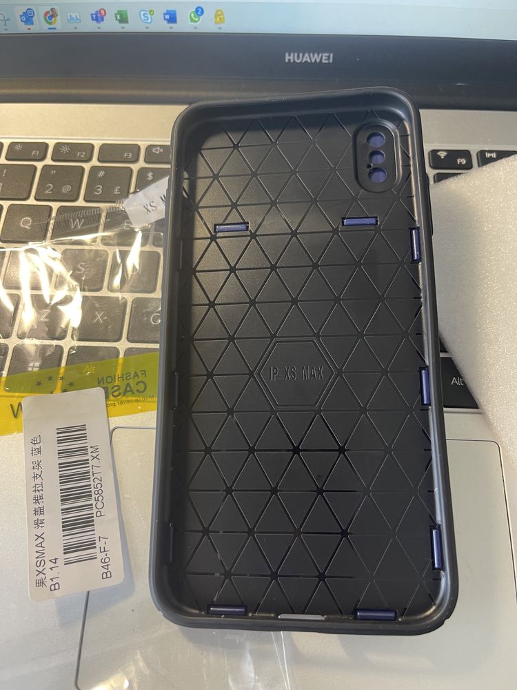 Capa iPhone XS MAX nova anti choque