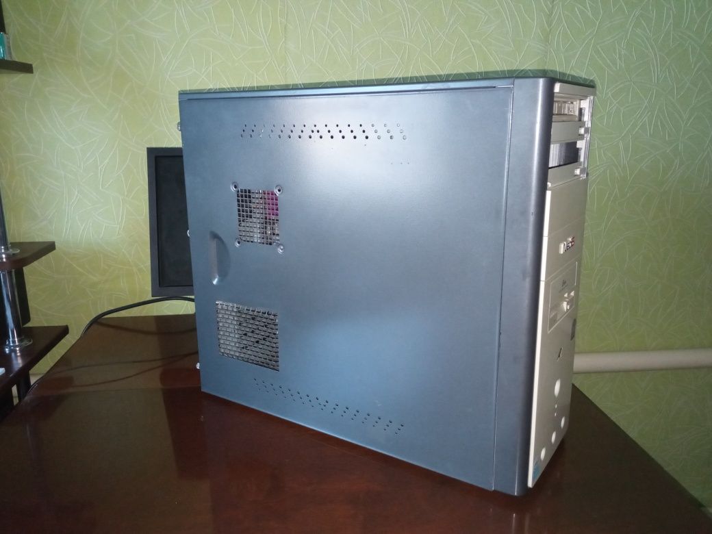 ПК на 775s,Core 2 Duo E7500,GPU 1Gb,6 RAM,320Gb HDD