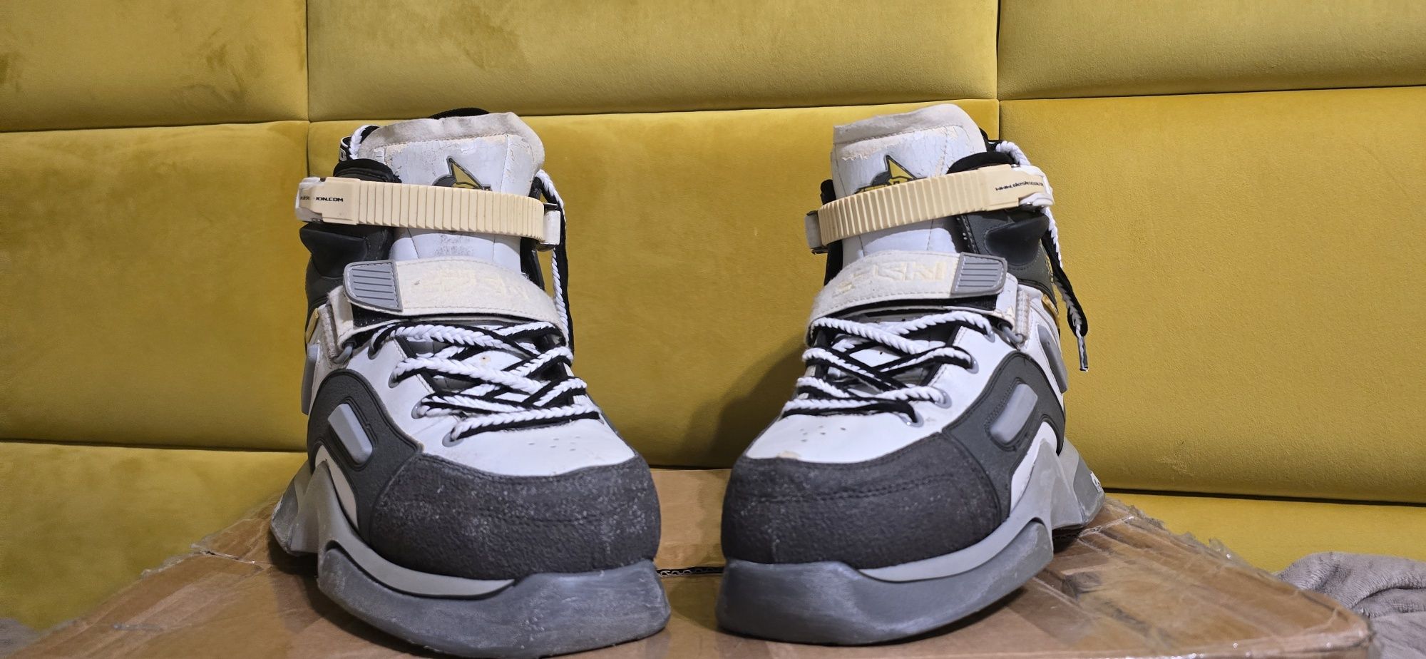 Rolki agresywne Deshi kicks r. 44 only boot