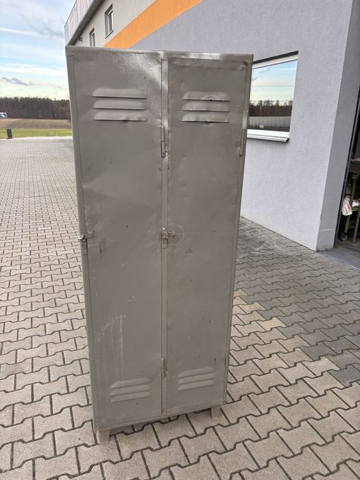 Szafka BHP metalowa ladna