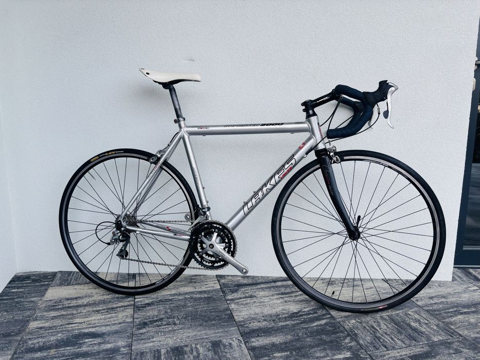 Szosa Lakes Roadster 3000, Tiagra, Sora
