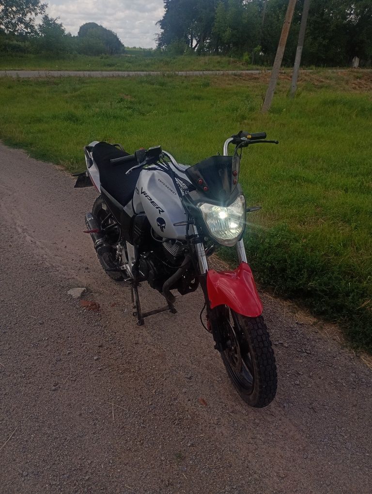 Продам мотоцикл вайпер р2 200куб