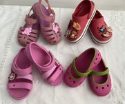 Crocs Menina classicos e sandalias