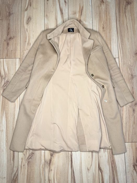Płaszcz damski Calvin Klein, r. M, beżowy, dobry stan