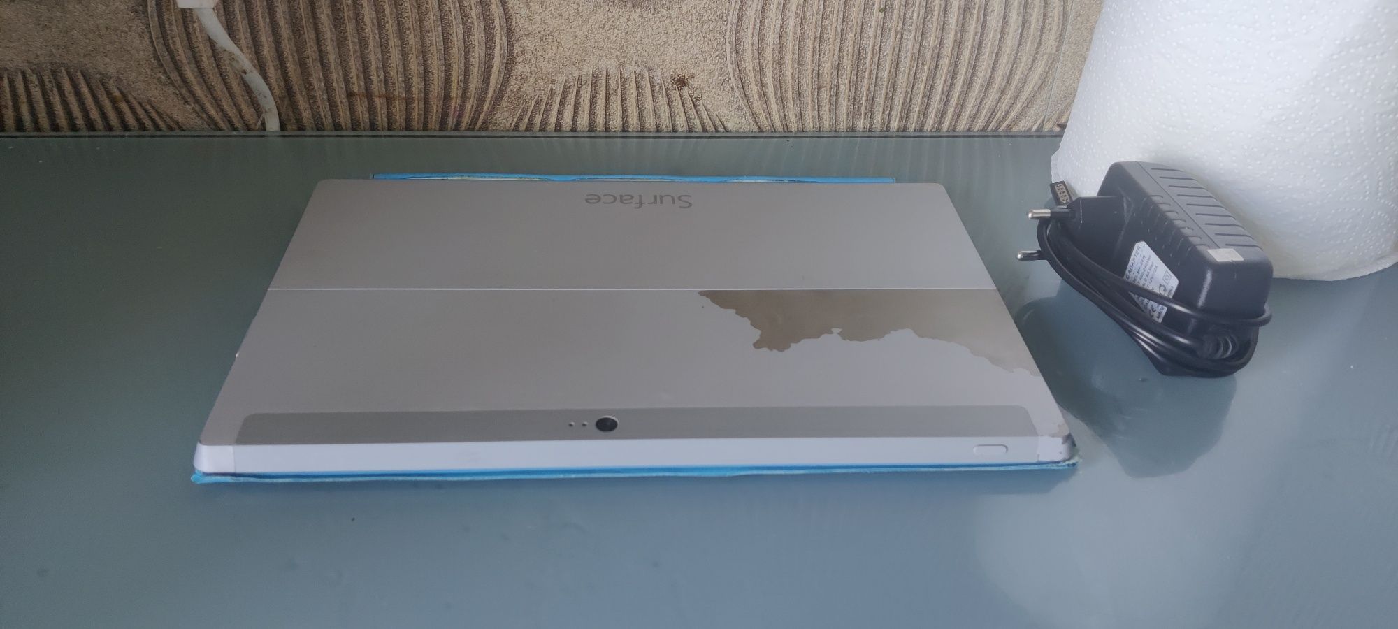 Продам планшет surface RT2/2gb/64gb/ model 1572/windows RT 8.1