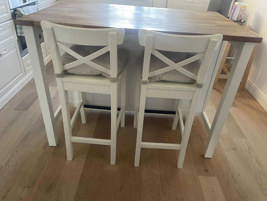 wyspa kuchenna z hokerami -2szt