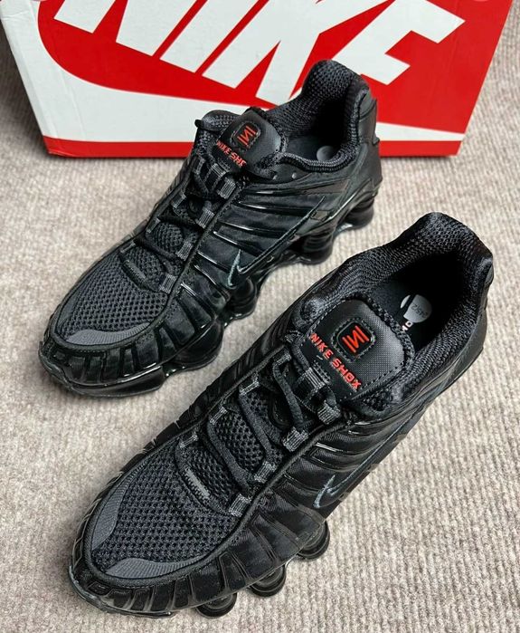 Buty Trampk Nike Shox TL Black R.42