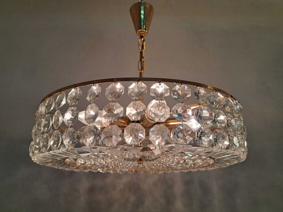 Żyrandol kryształowy okrągły mosiężny złoty kryształy Wiedeń Austria