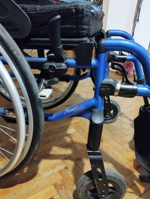 Продаю візок інвалідний