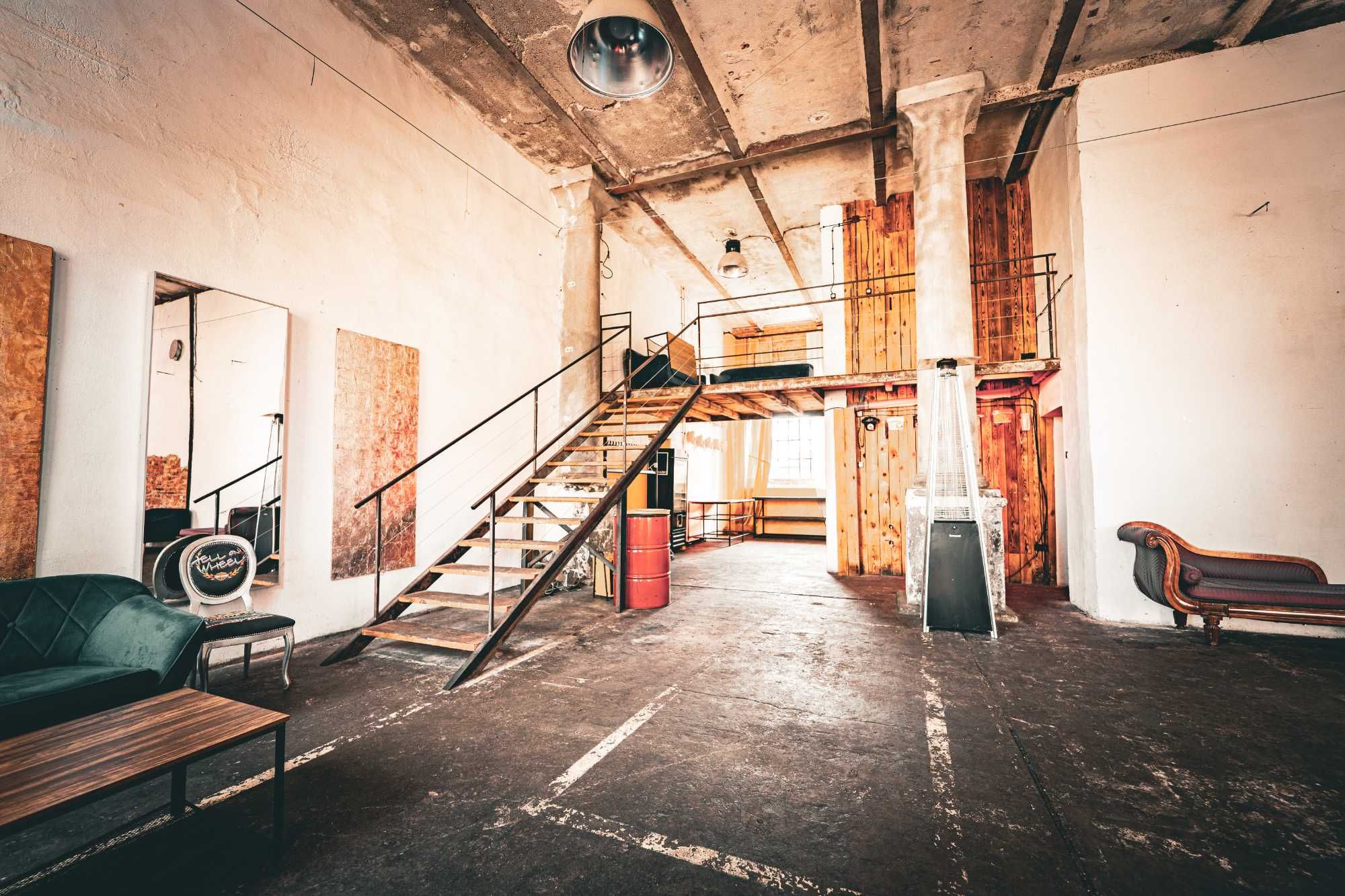 Industrialna przestrzeń na wynajem studio na sesję zdjęciową Warszawa