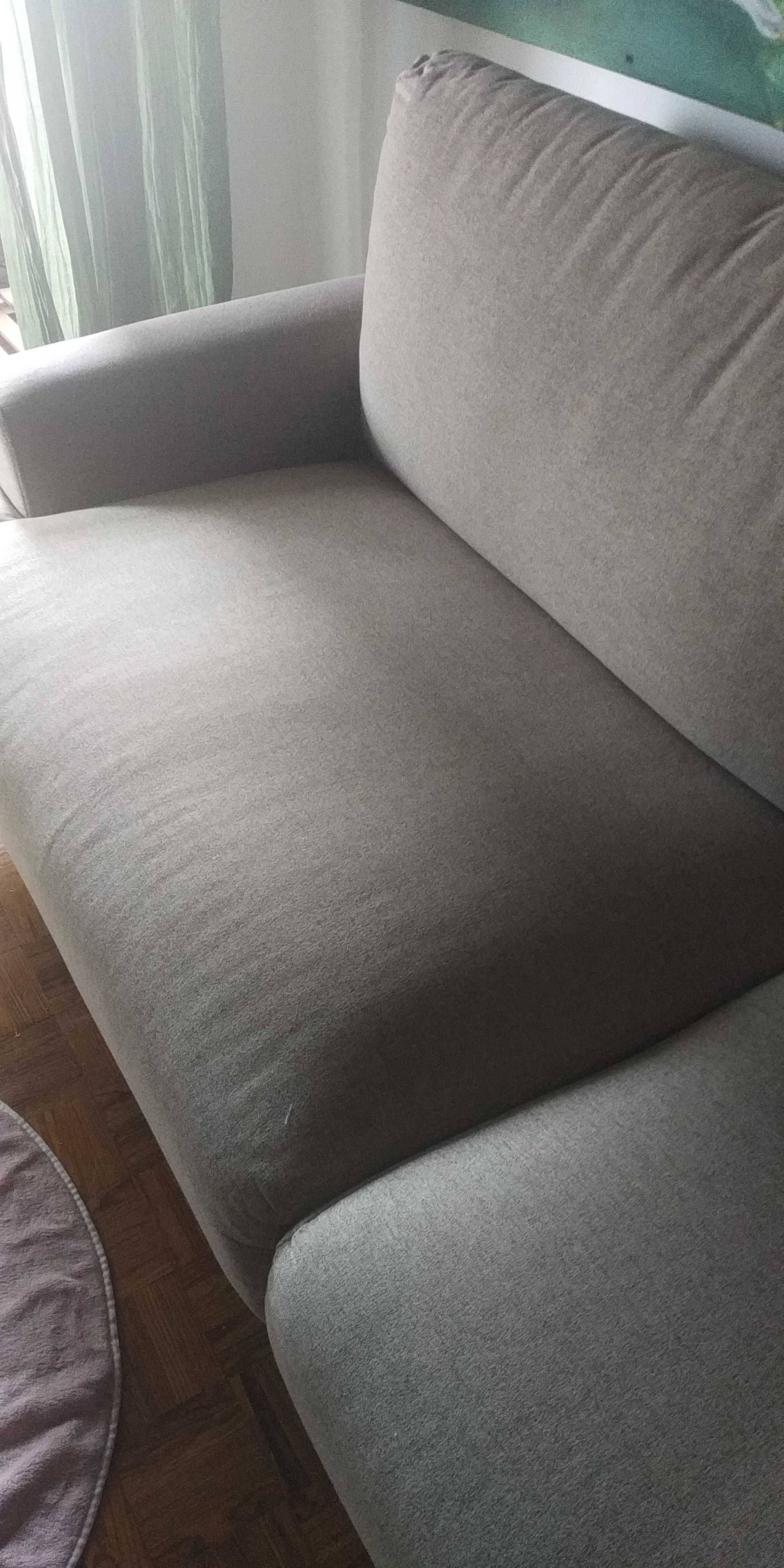 Sofá 3 lugares praticamente novo