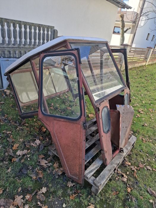 Kabina do ursusa c 330 Oryginalna, rurkowa