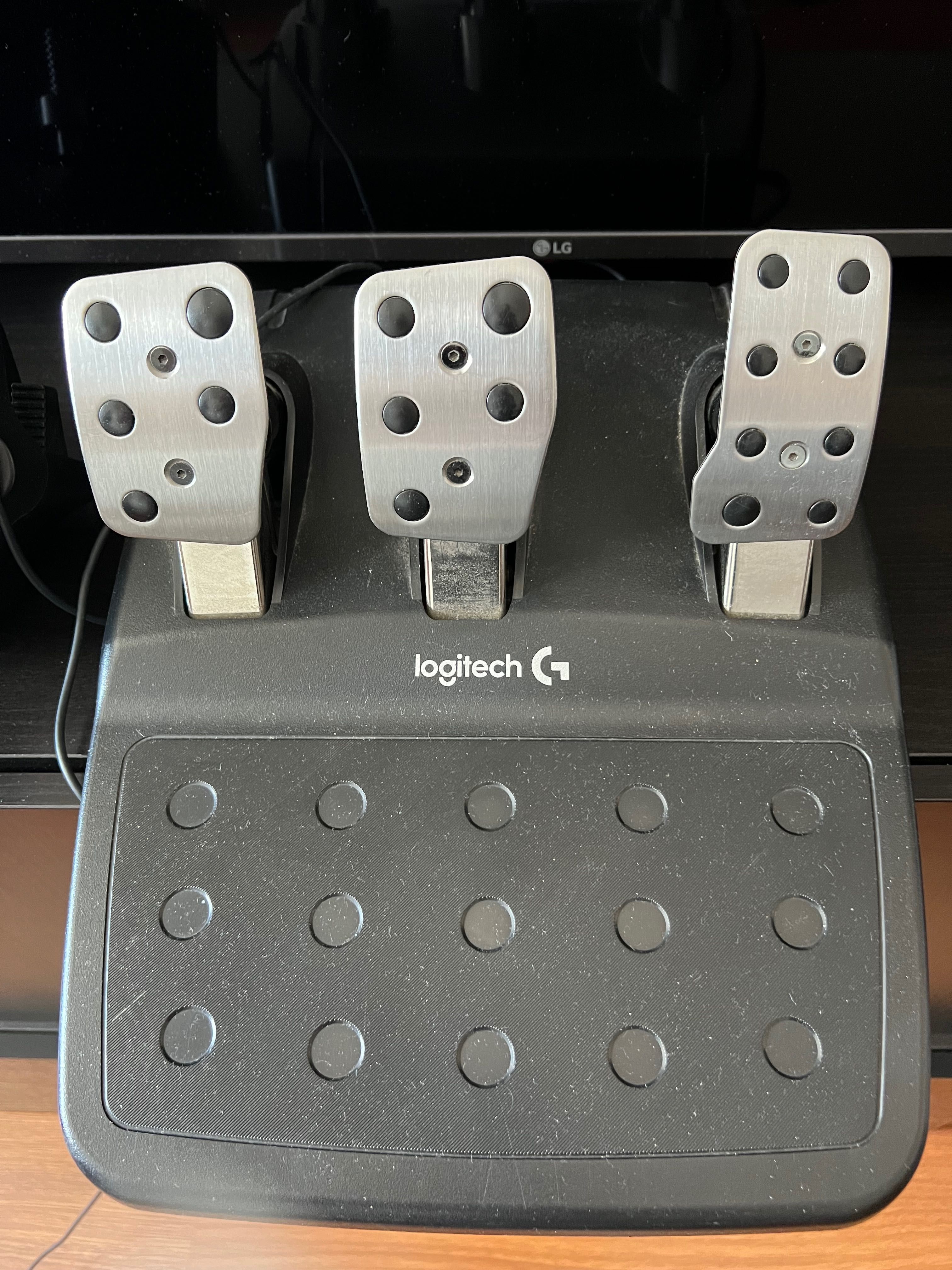 Volante+Pedais Logitech G29 Driving Force