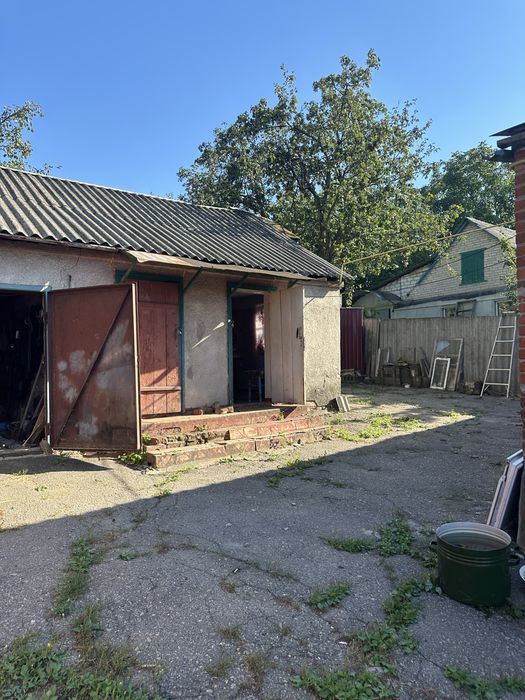 Продам 1/2 част. будинку у с. Коротич