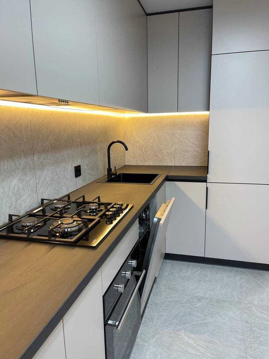 2 кімн вул. Галицька. Новобудова. Сучасний ремонт.