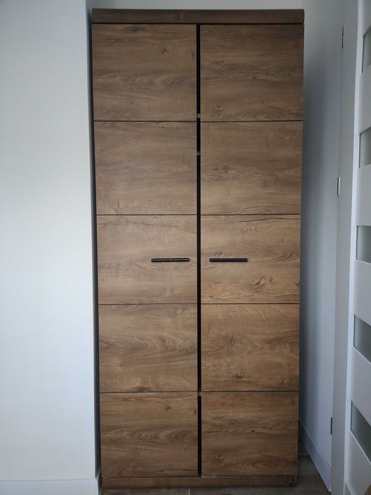 Sprzedam komplet szafę i komodę