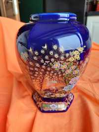 Kobaltowy wazon ceramiczny japoński Gold Love Peacock paw złoty