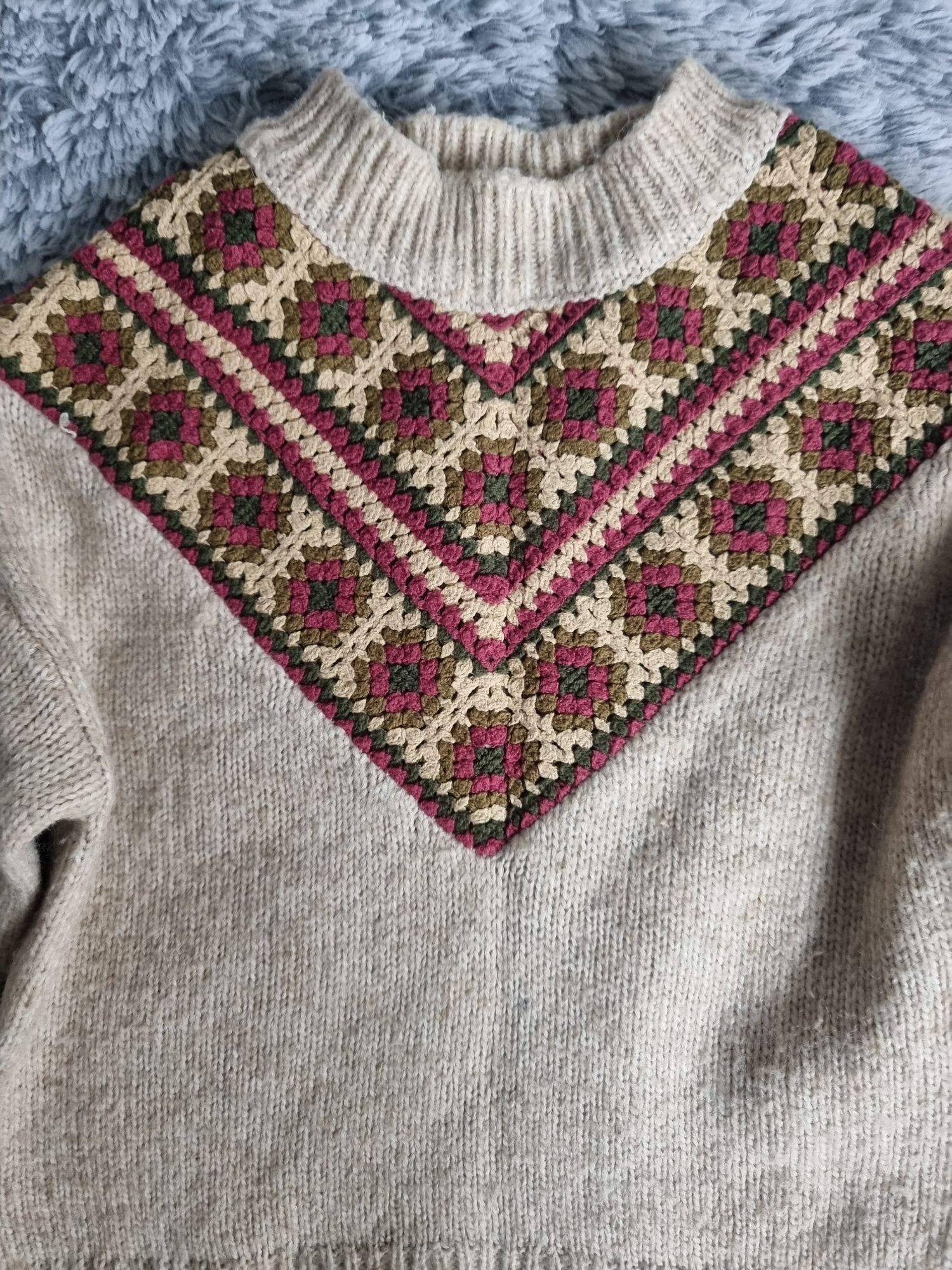 Sweterek Zara dla dziewczynki