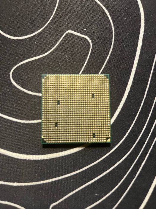 Продам процесор AMD FX(tm)-4100 Quad-Core Processor