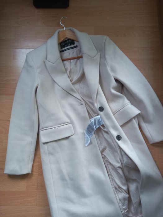 Nowy Płaszcz 38 Amisu kremowy M Elegancki New Yorker jesień ecru