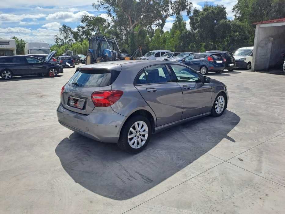 Mercedes A180d, 2016