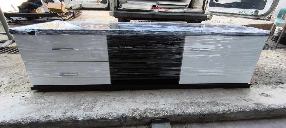 Móvel para tv e multimedia