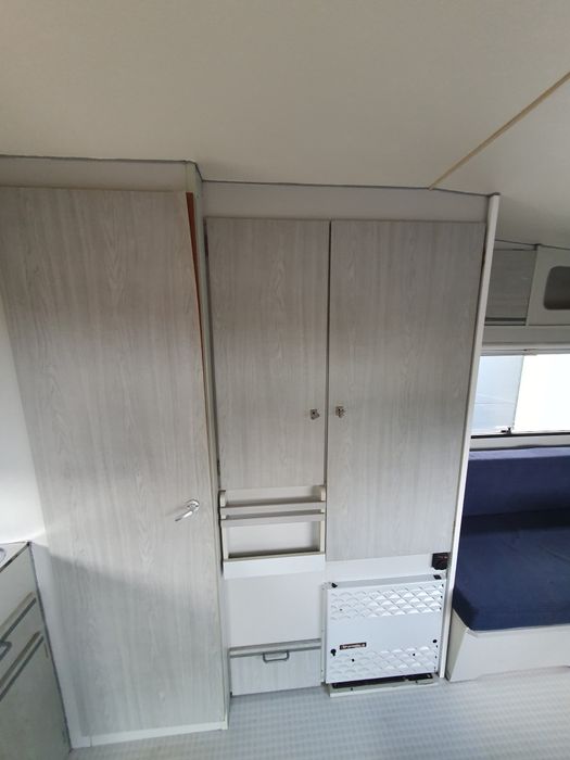 Beyerland Vitesse 380 2/3 osoby Przedsionek 89r Dmc 900kg super stan!