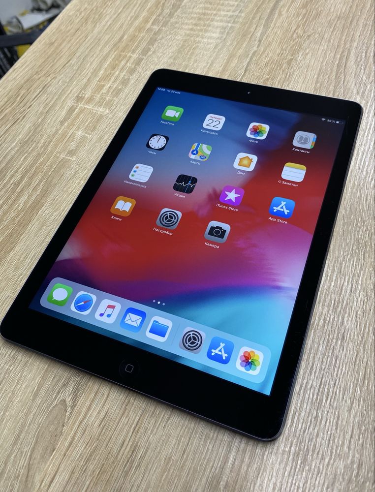 iPad Air 16gb планшет продам