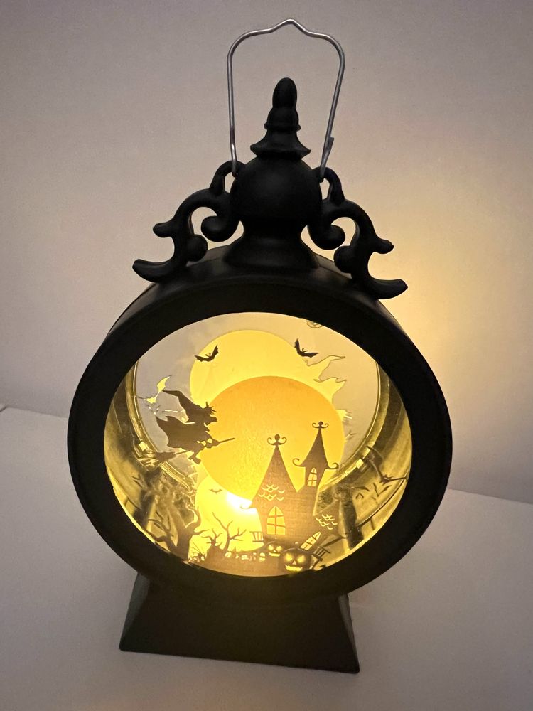 Halloween lampka z wiedźmą, czarownicą