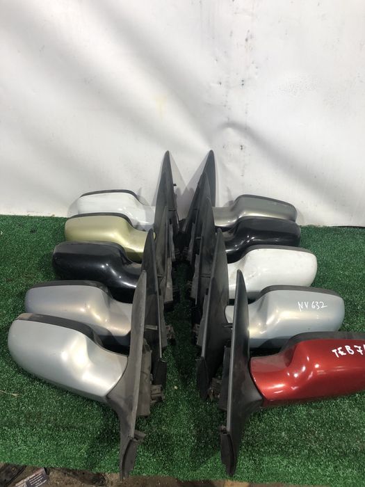 Дзеркала Renault Megane 2 рено меган 2 — різні кольори та комплектації