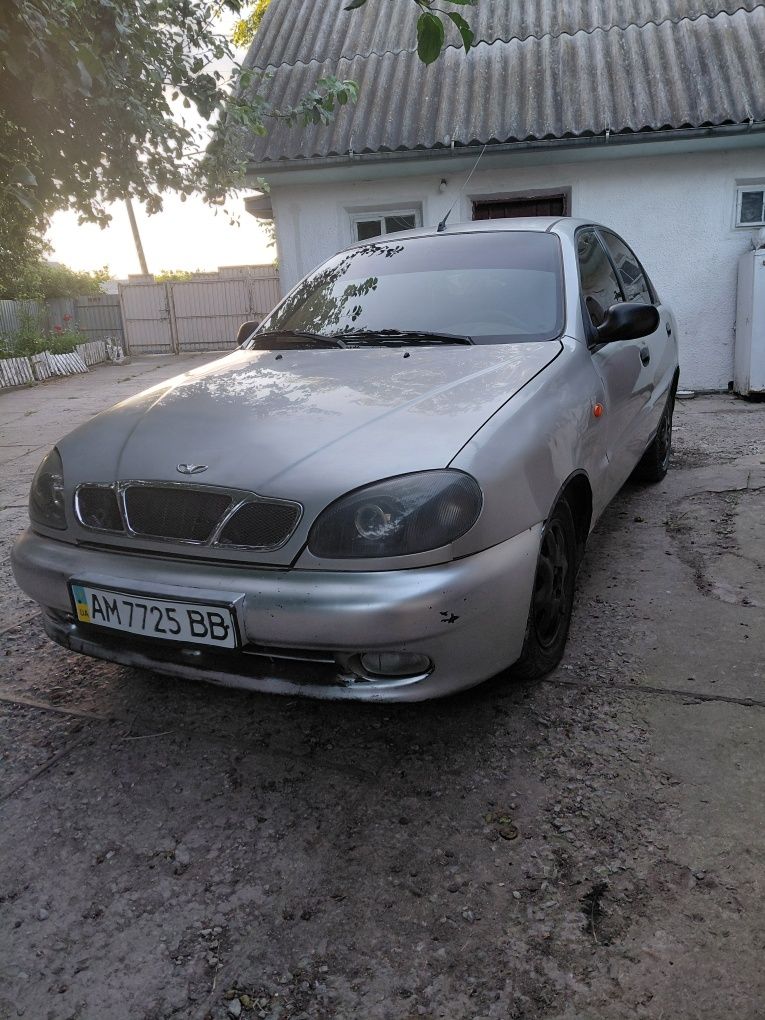 Продам ланос 1.5