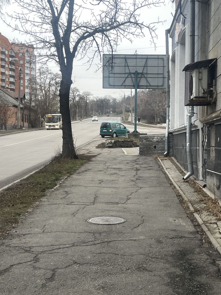 Ліквідне комерційне приміщення,продаж від власника,вул.Небесної сотні